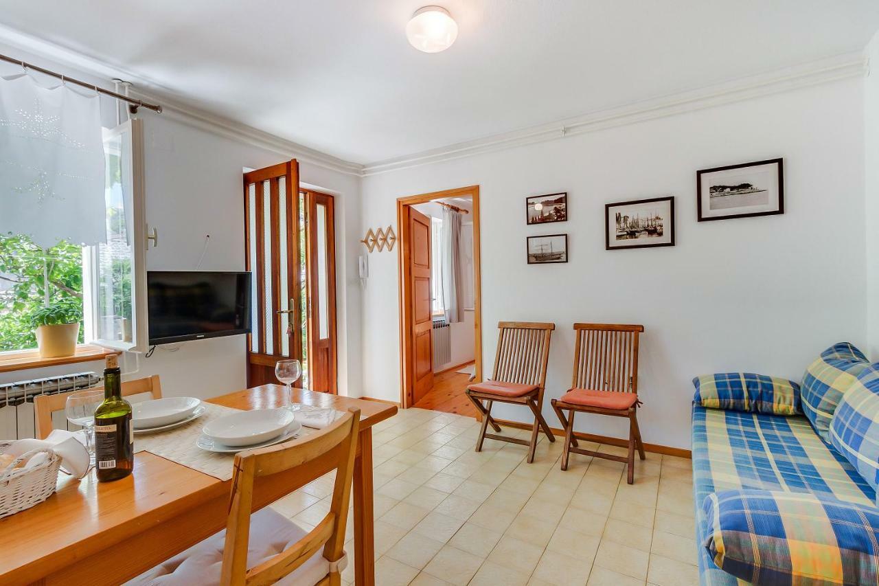 Apartman Pia Mali Lošinj Dış mekan fotoğraf